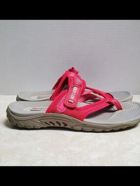 Skechers Women's Hot Pink Sporty Toe-Loop Sandals